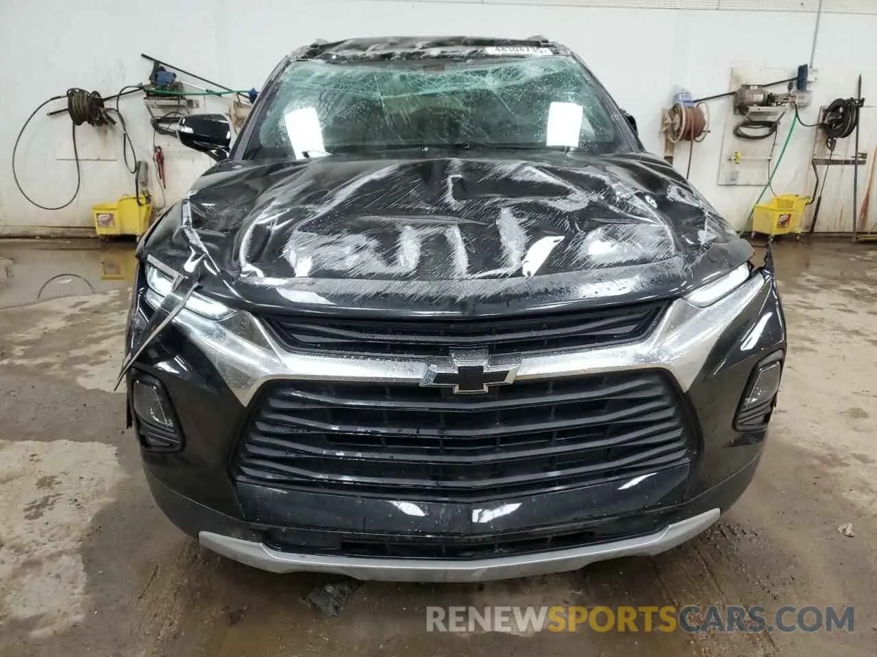 5 Photograph of a damaged car 3GNKBBRA9LS669317 CHEVROLET BLAZER 2020