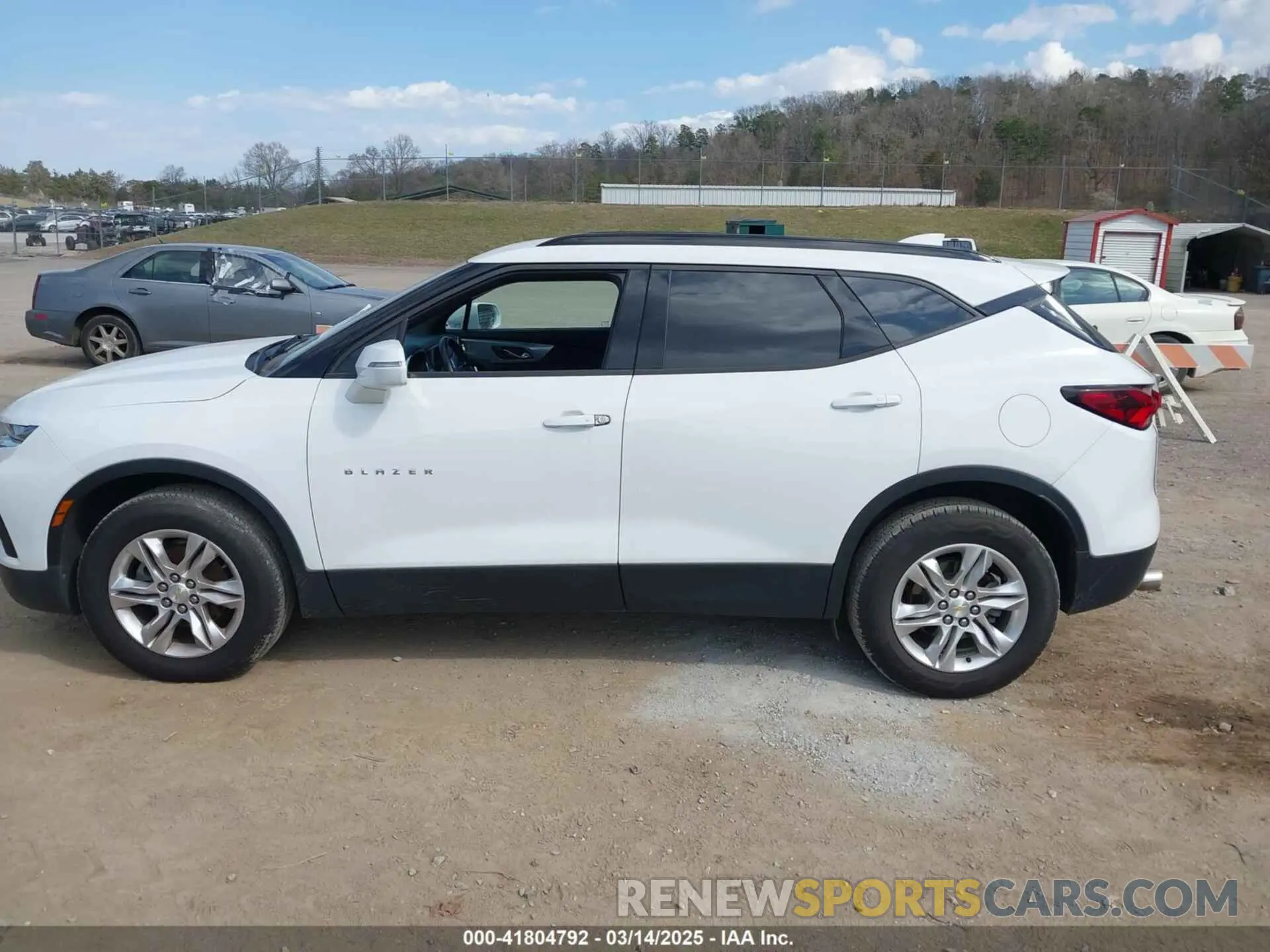 14 Photograph of a damaged car 3GNKBCR49LS654753 CHEVROLET BLAZER 2020