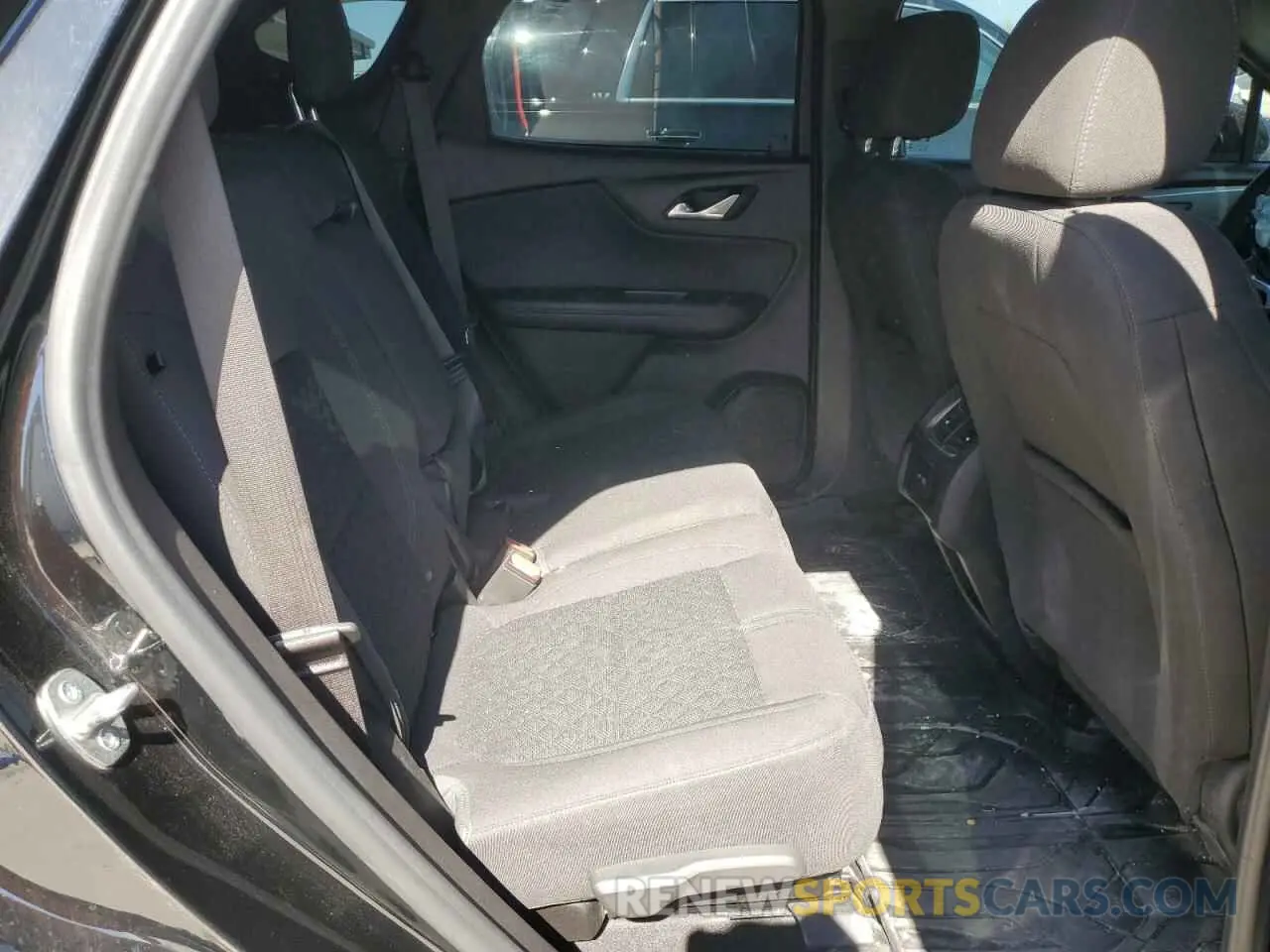 11 Фотография поврежденного автомобиля 3GNKBCR4XLS670556 CHEVROLET BLAZER 2020