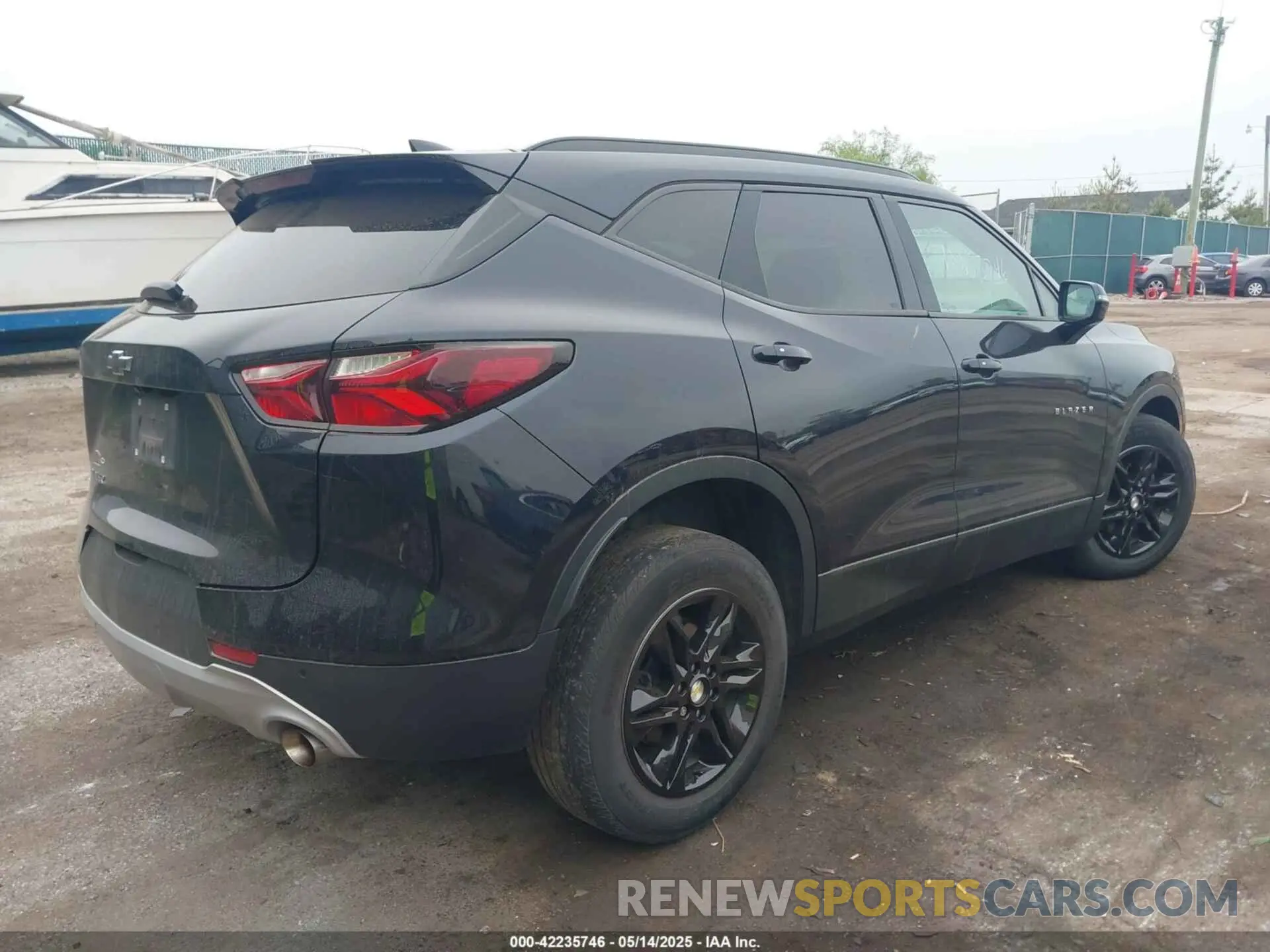 4 Фотография поврежденного автомобиля 3GNKBCRS0LS602359 CHEVROLET BLAZER 2020