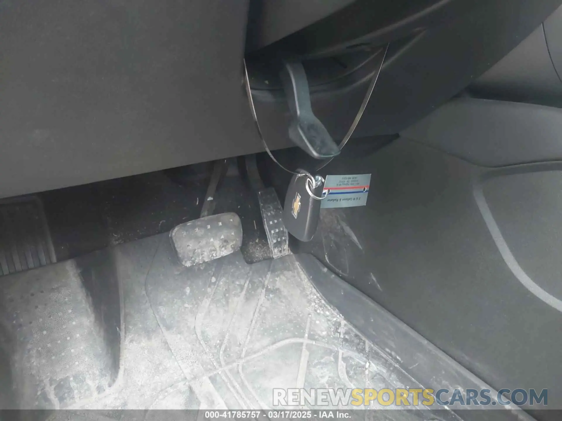 11 Photograph of a damaged car 3GNKBCRS0LS677465 CHEVROLET BLAZER 2020