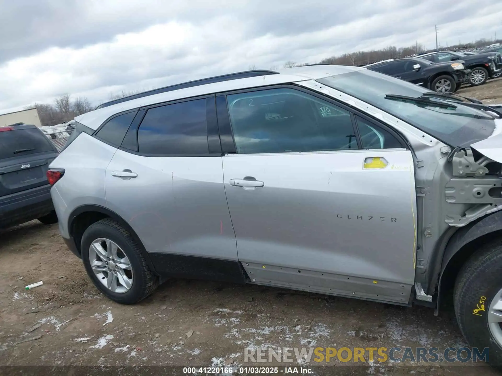 14 Фотография поврежденного автомобиля 3GNKBCRS1LS637802 CHEVROLET BLAZER 2020