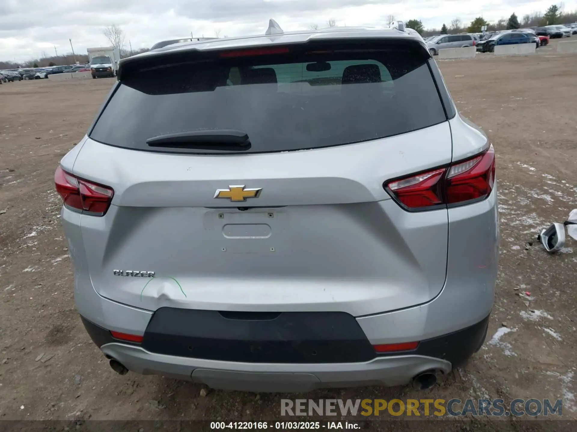 17 Фотография поврежденного автомобиля 3GNKBCRS1LS637802 CHEVROLET BLAZER 2020