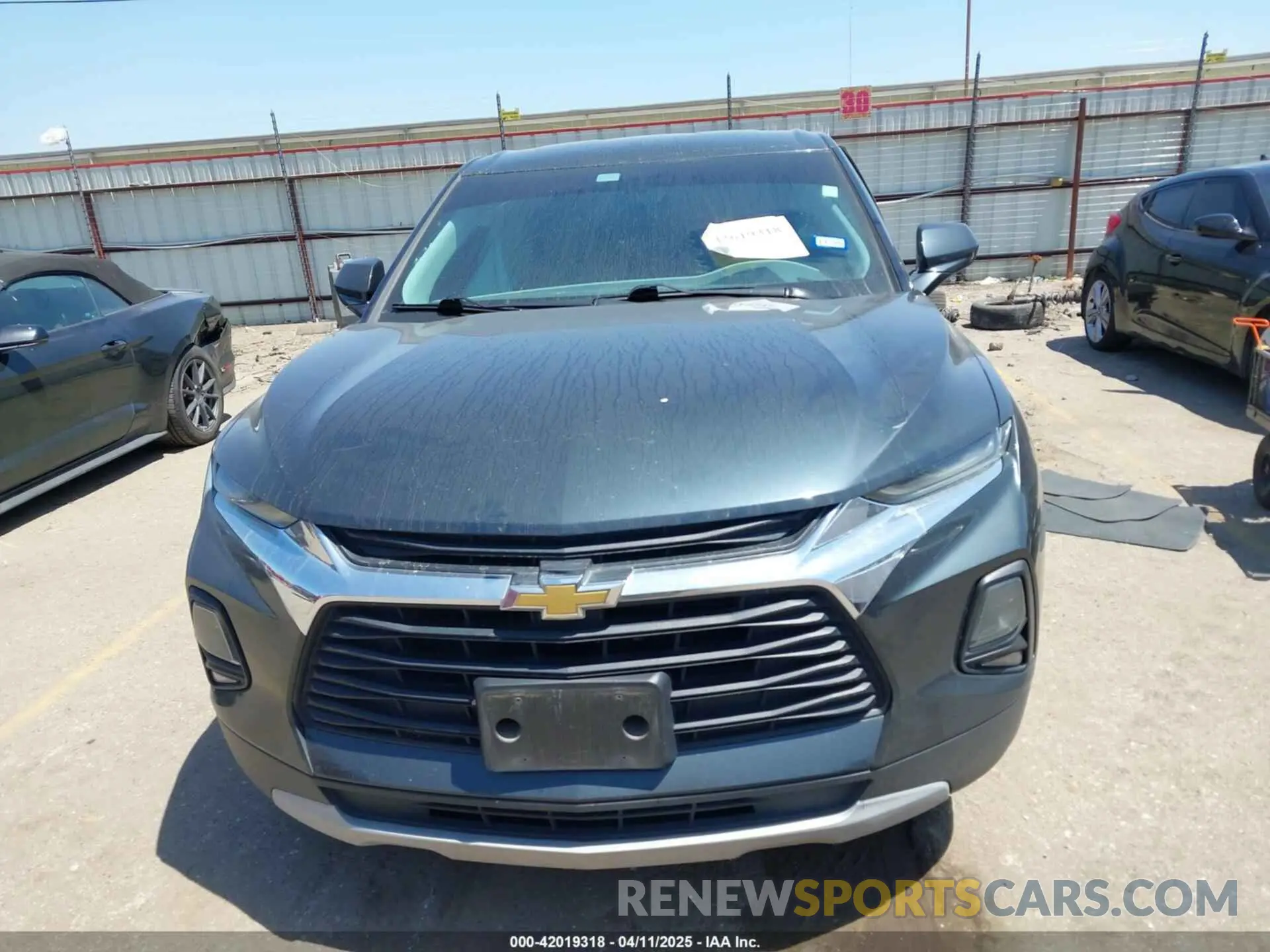 13 Фотография поврежденного автомобиля 3GNKBCRS3LS532906 CHEVROLET BLAZER 2020