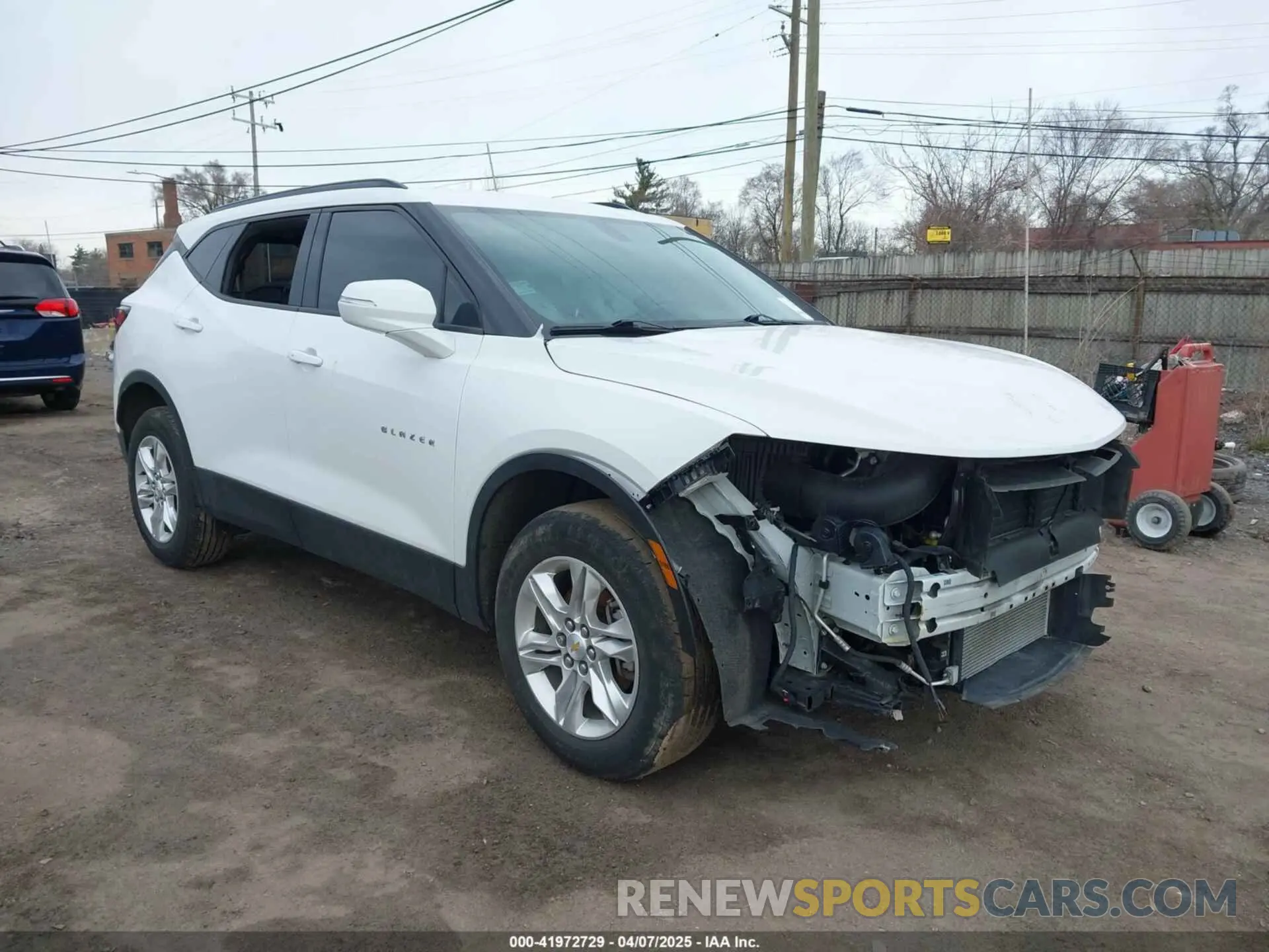 1 Фотография поврежденного автомобиля 3GNKBCRS3LS724004 CHEVROLET BLAZER 2020