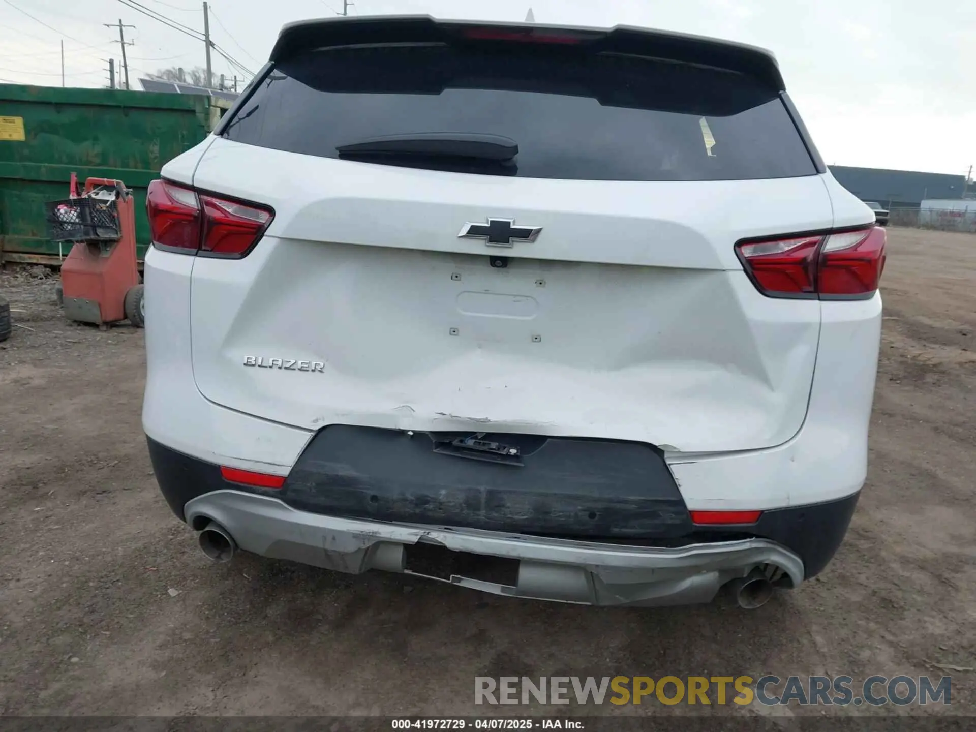 17 Фотография поврежденного автомобиля 3GNKBCRS3LS724004 CHEVROLET BLAZER 2020