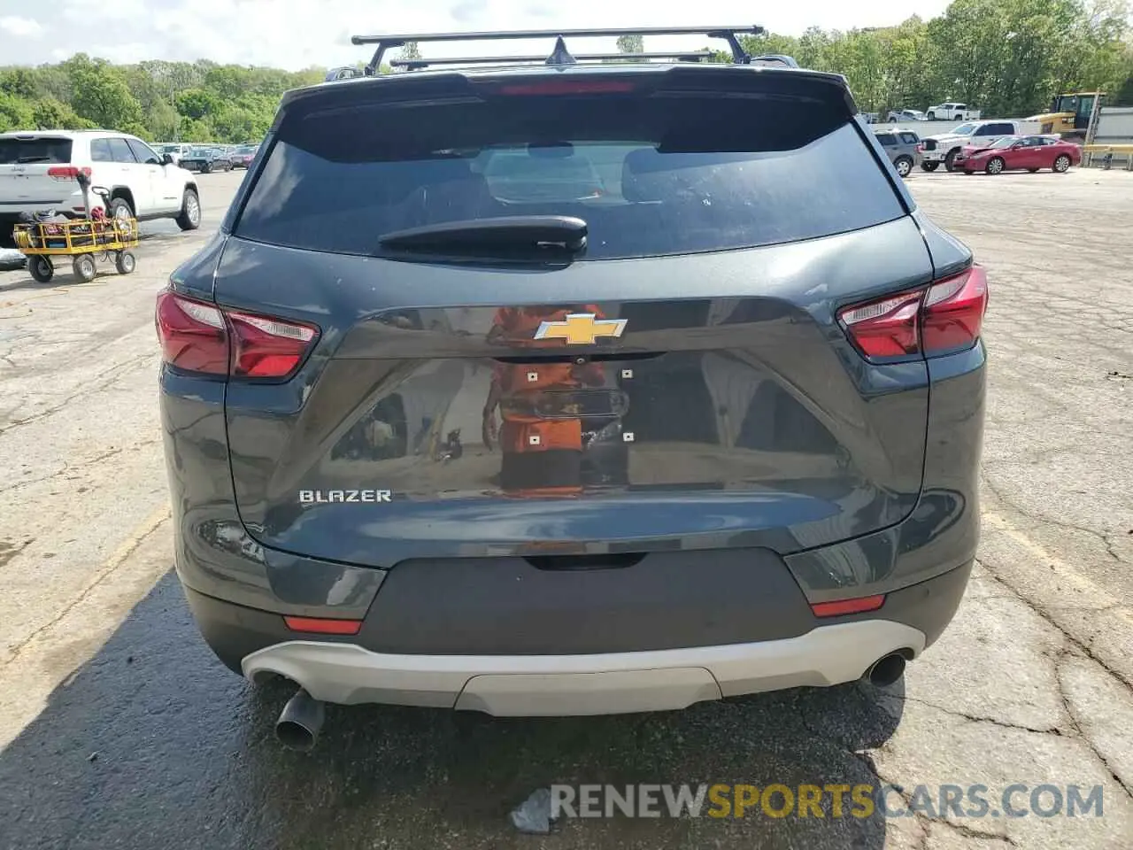 6 Photograph of a damaged car 3GNKBCRS4LS553134 CHEVROLET BLAZER 2020