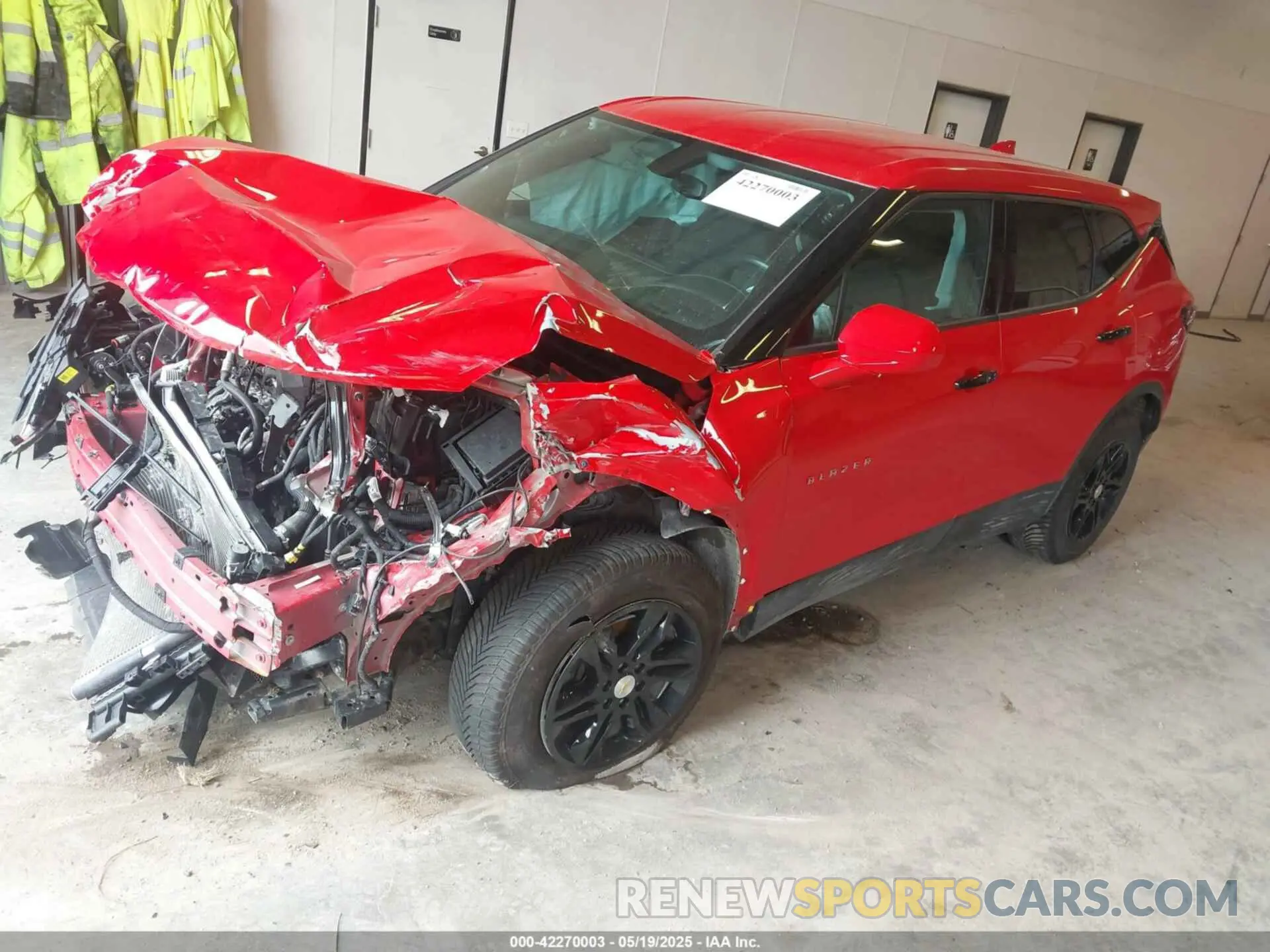 2 Photograph of a damaged car 3GNKBCRS4LS669773 CHEVROLET BLAZER 2020