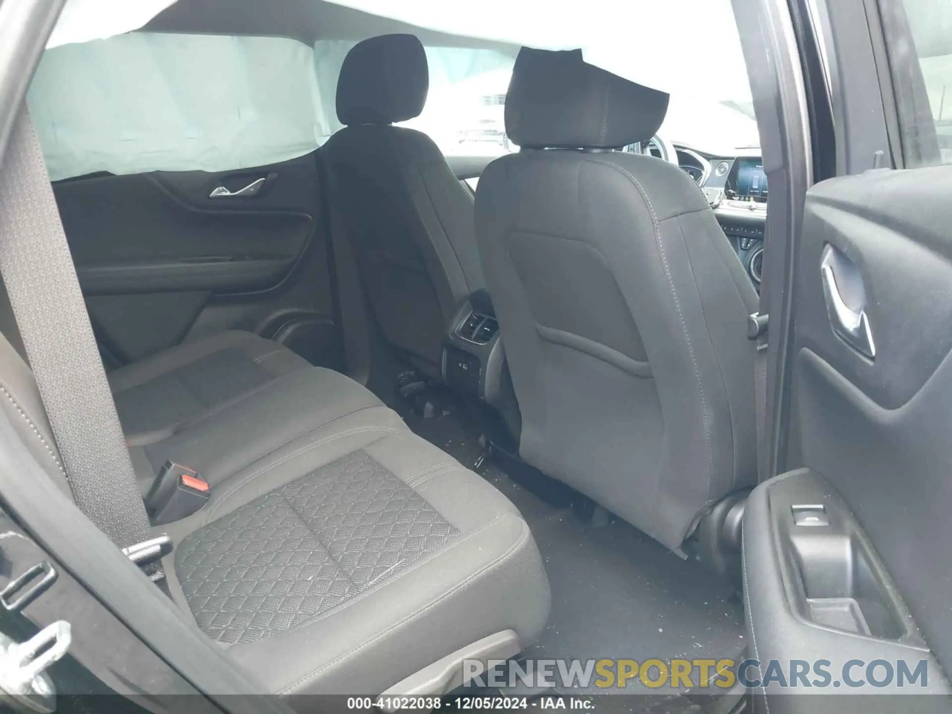 8 Фотография поврежденного автомобиля 3GNKBCRS5LS583789 CHEVROLET BLAZER 2020