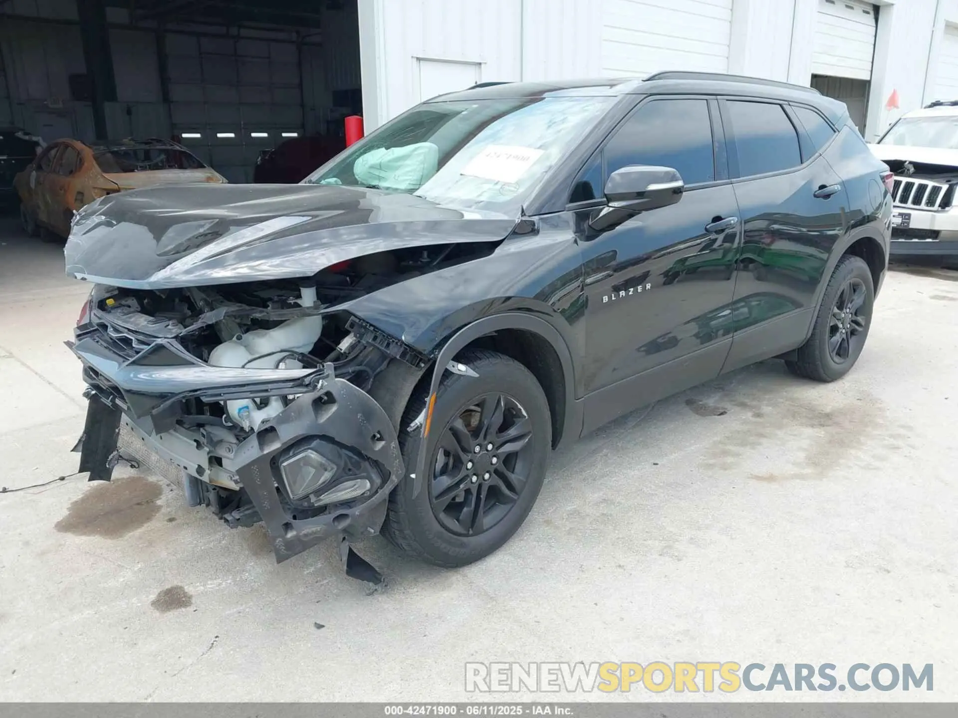 2 Photograph of a damaged car 3GNKBCRS6LS708752 CHEVROLET BLAZER 2020