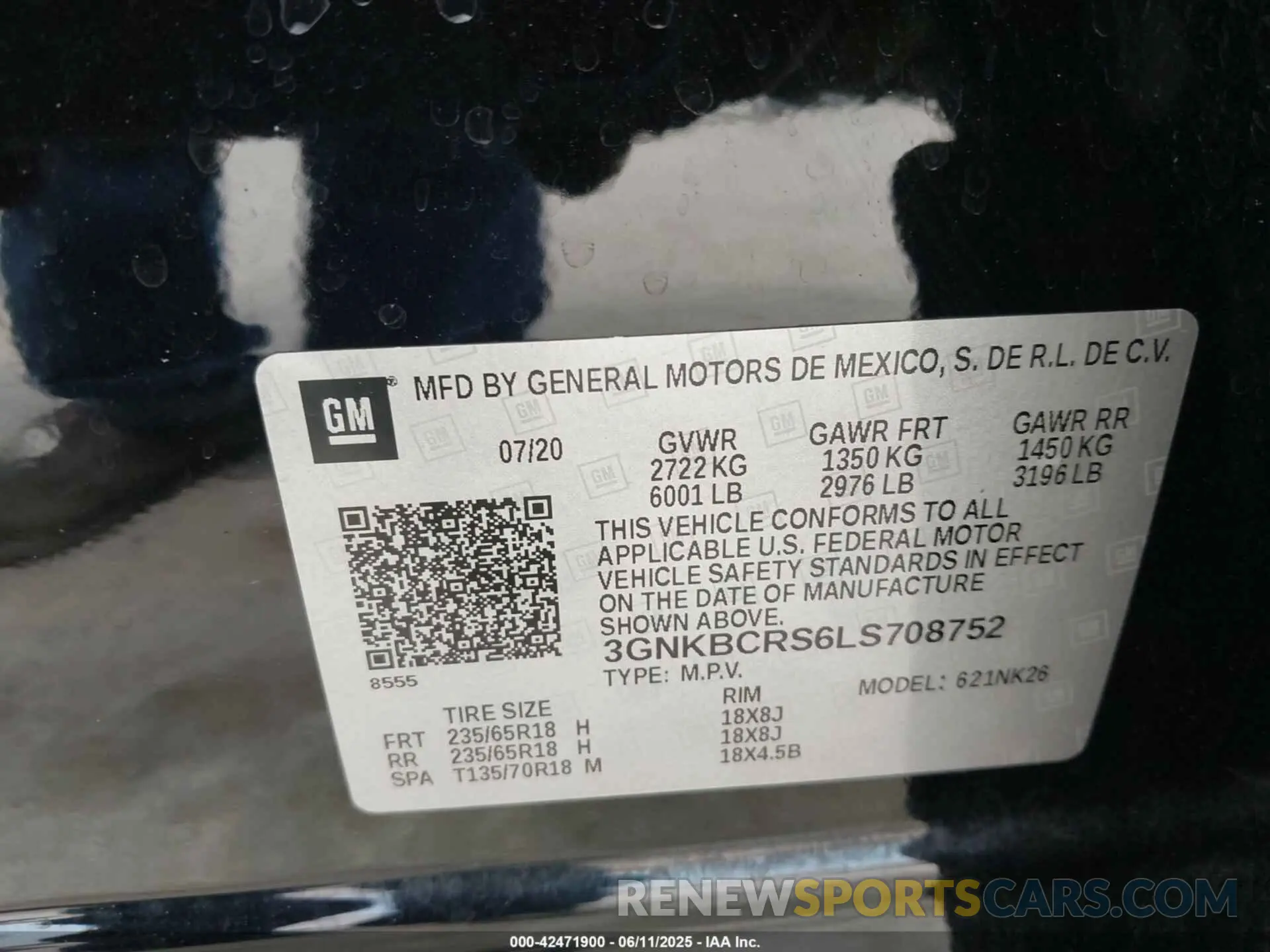 9 Photograph of a damaged car 3GNKBCRS6LS708752 CHEVROLET BLAZER 2020