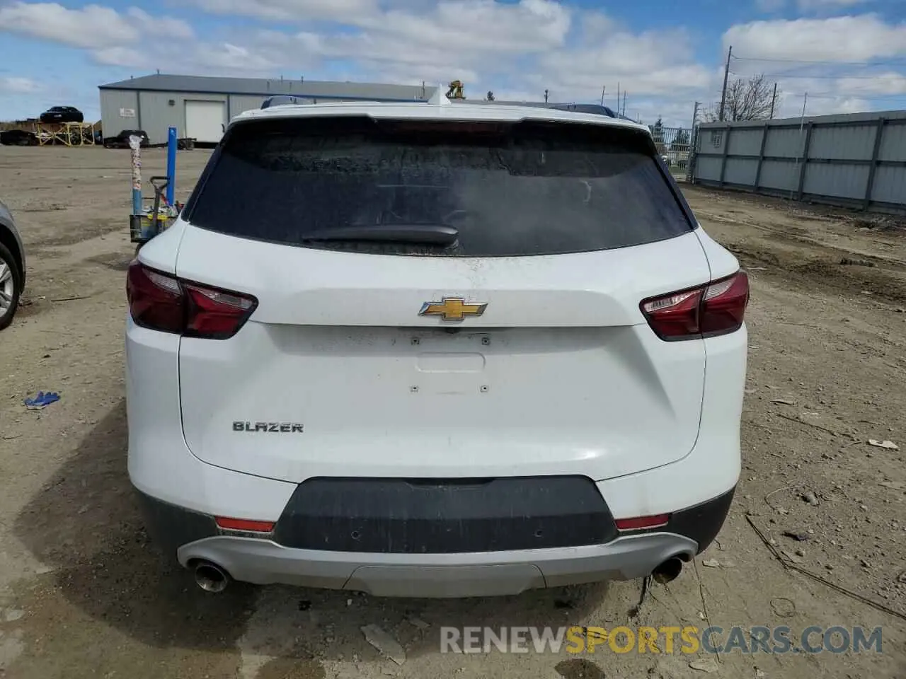 6 Photograph of a damaged car 3GNKBCRS7LS677883 CHEVROLET BLAZER 2020
