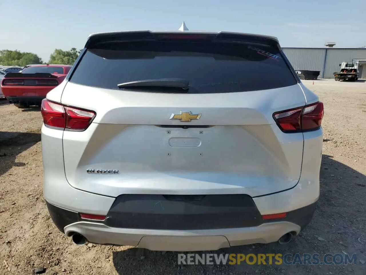 6 Photograph of a damaged car 3GNKBCRSXLS593458 CHEVROLET BLAZER 2020