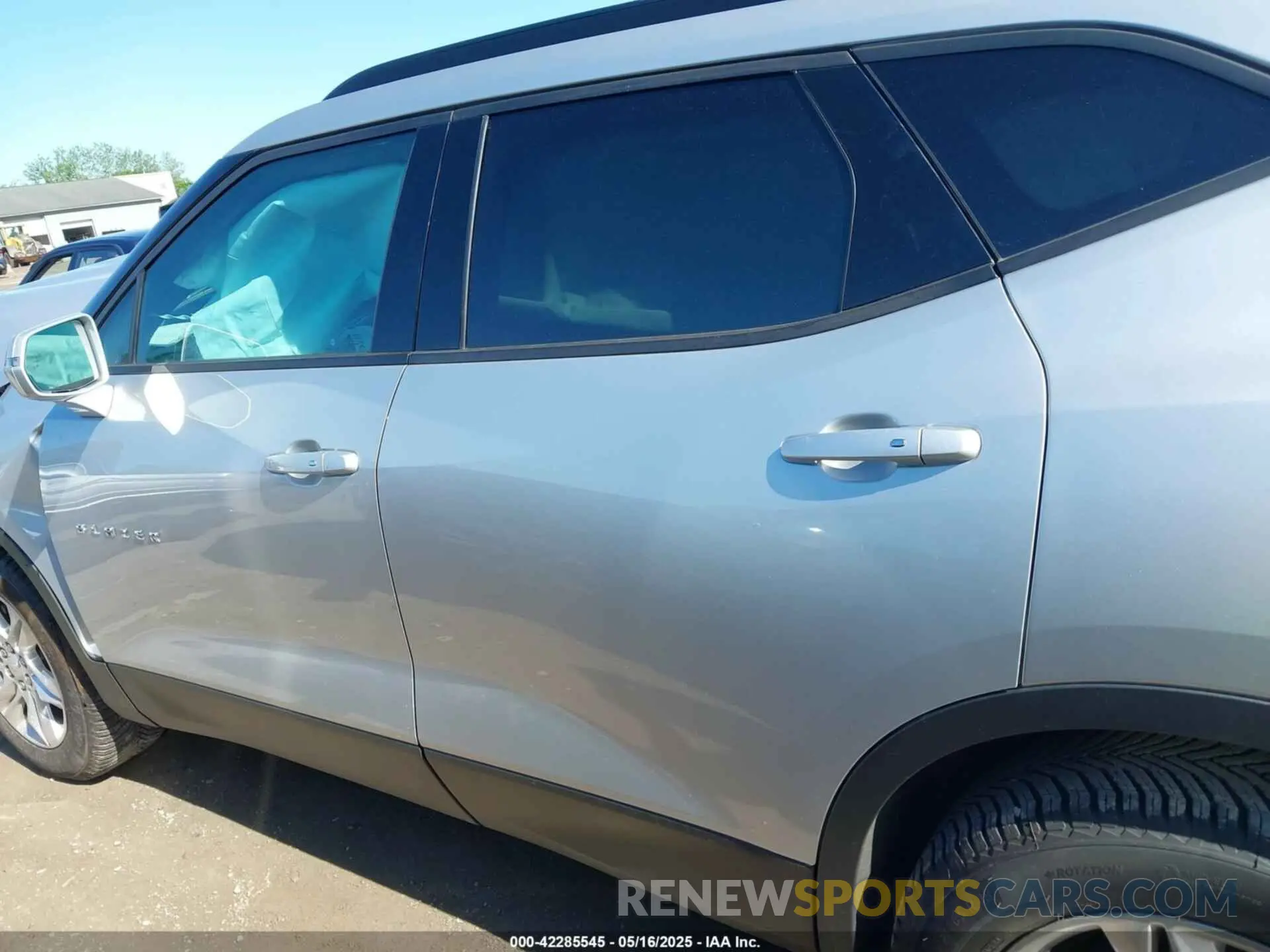 14 Photograph of a damaged car 3GNKBCRSXLS698873 CHEVROLET BLAZER 2020