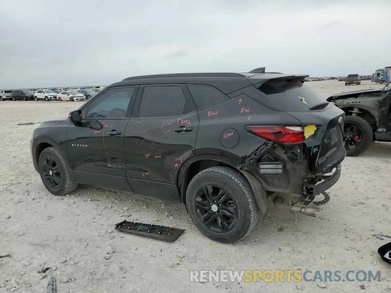 2 Photograph of a damaged car 3GNKBCRSXLS704607 CHEVROLET BLAZER 2020