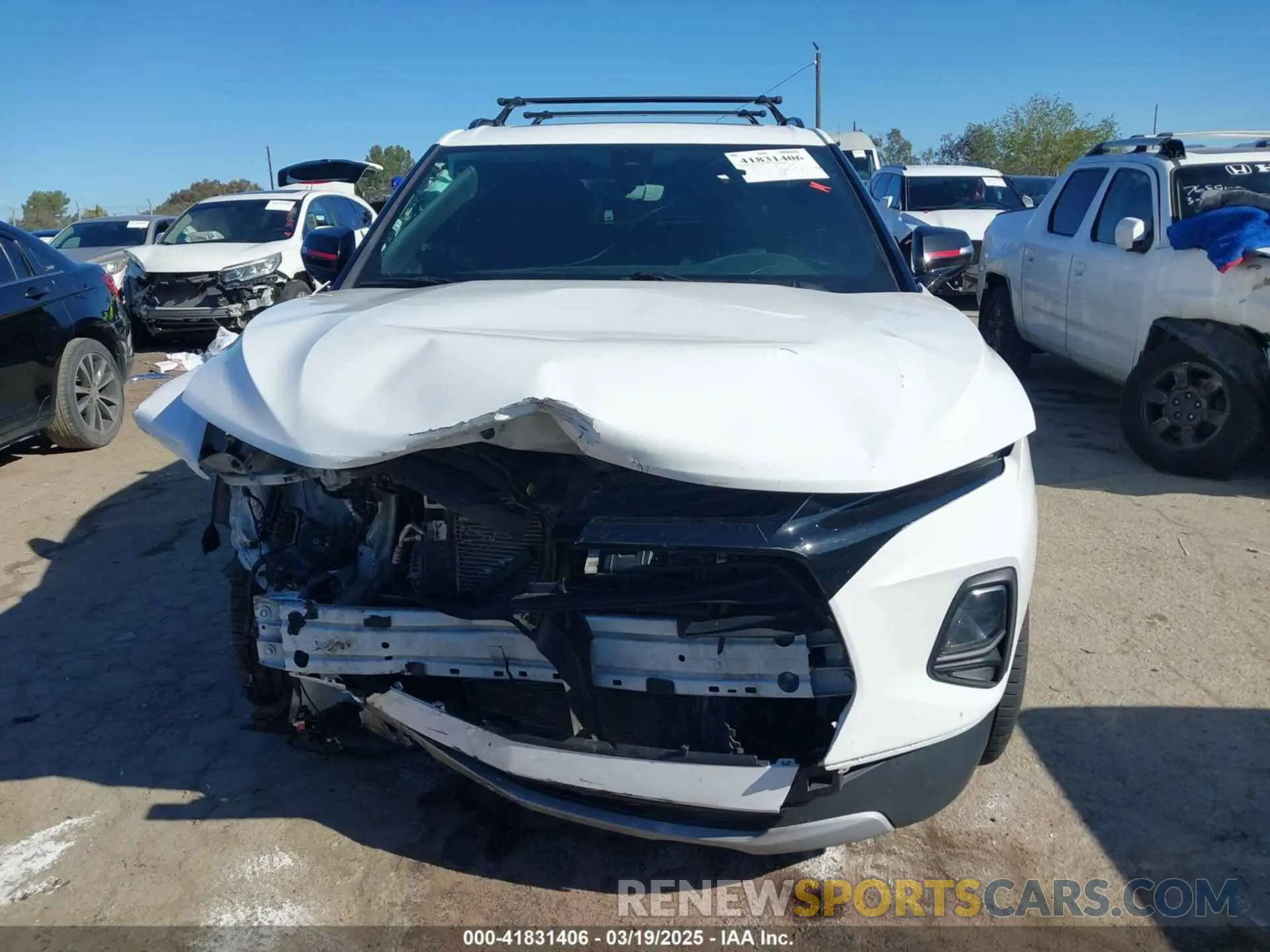 13 Photograph of a damaged car 3GNKBDRS5LS632592 CHEVROLET BLAZER 2020