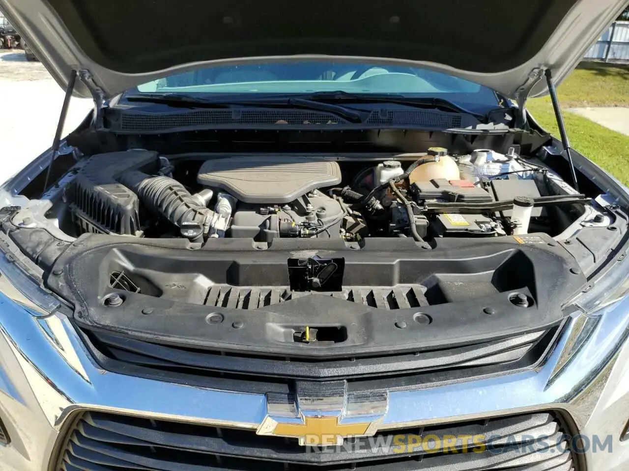 12 Фотография поврежденного автомобиля 3GNKBDRS9LS588421 CHEVROLET BLAZER 2020