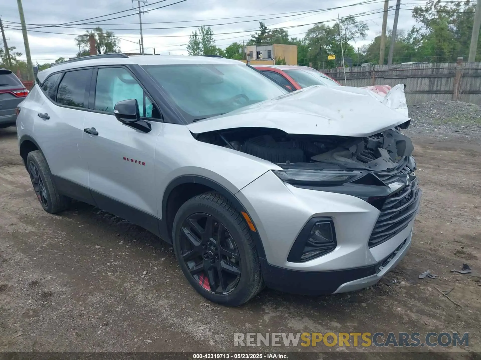 1 Photograph of a damaged car 3GNKBDRS9LS607288 CHEVROLET BLAZER 2020