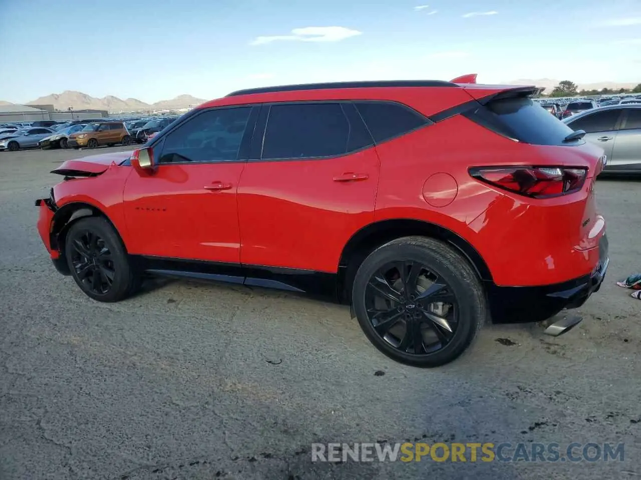 2 Фотография поврежденного автомобиля 3GNKBERS1LS723252 CHEVROLET BLAZER 2020