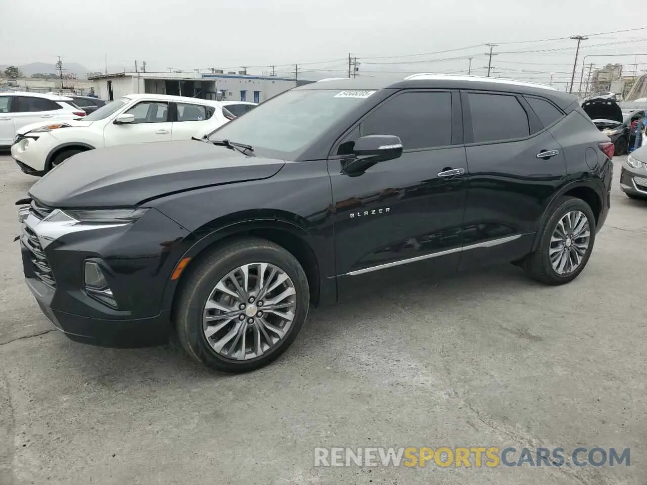 1 Photograph of a damaged car 3GNKBFRS6LS557834 CHEVROLET BLAZER 2020