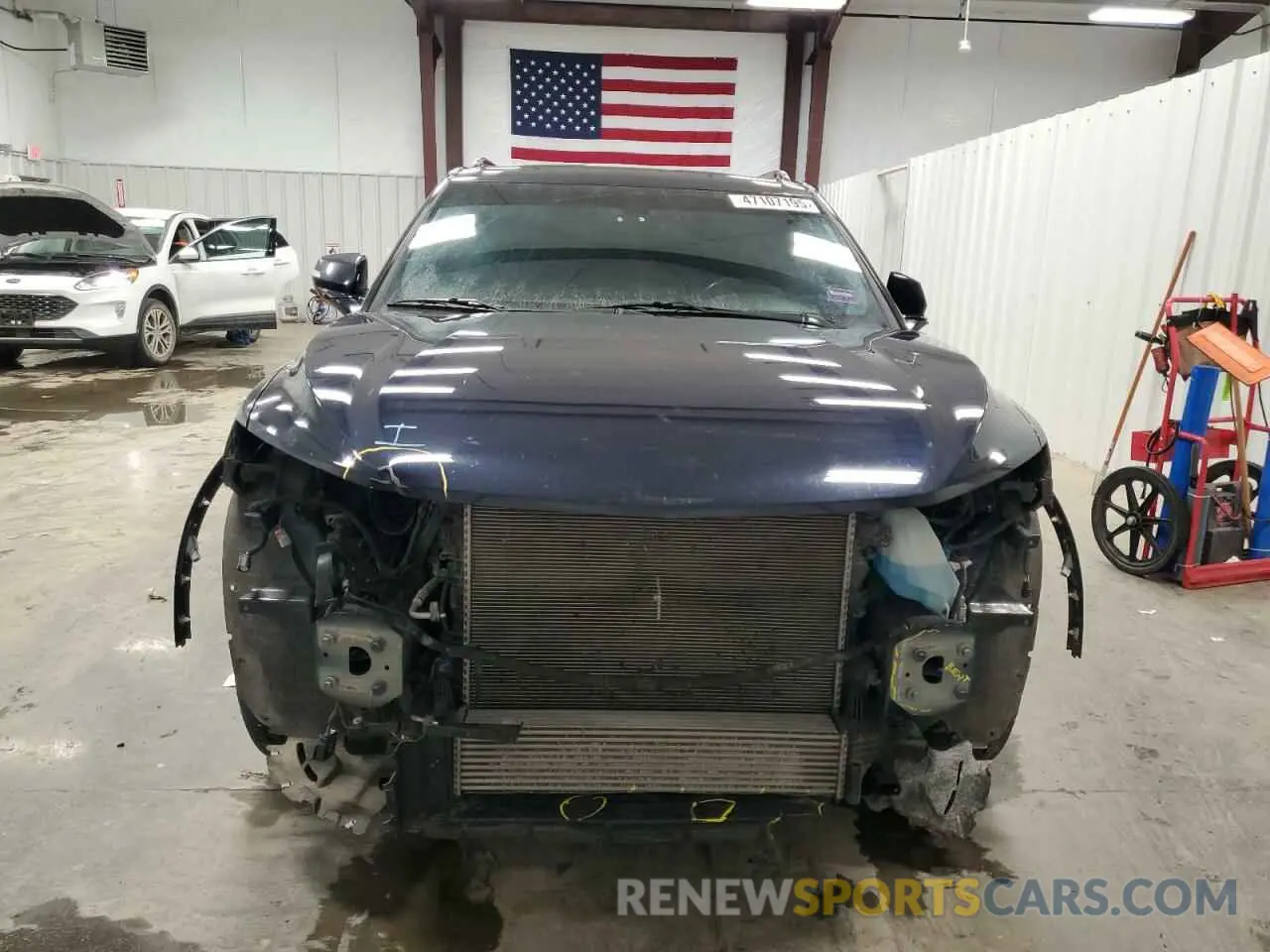 5 Photograph of a damaged car 3GNKBHR40LS621394 CHEVROLET BLAZER 2020
