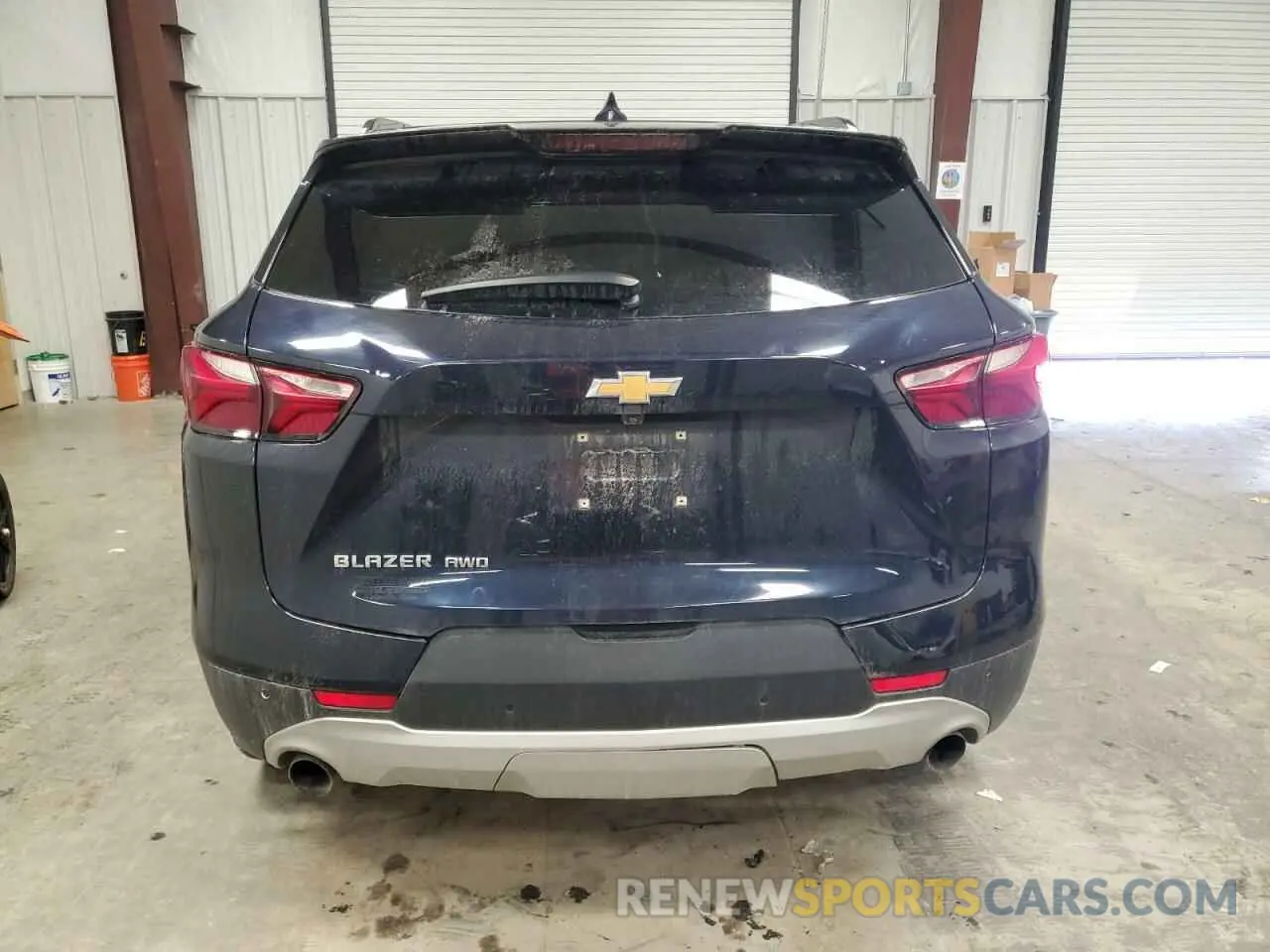 6 Photograph of a damaged car 3GNKBHR40LS621394 CHEVROLET BLAZER 2020