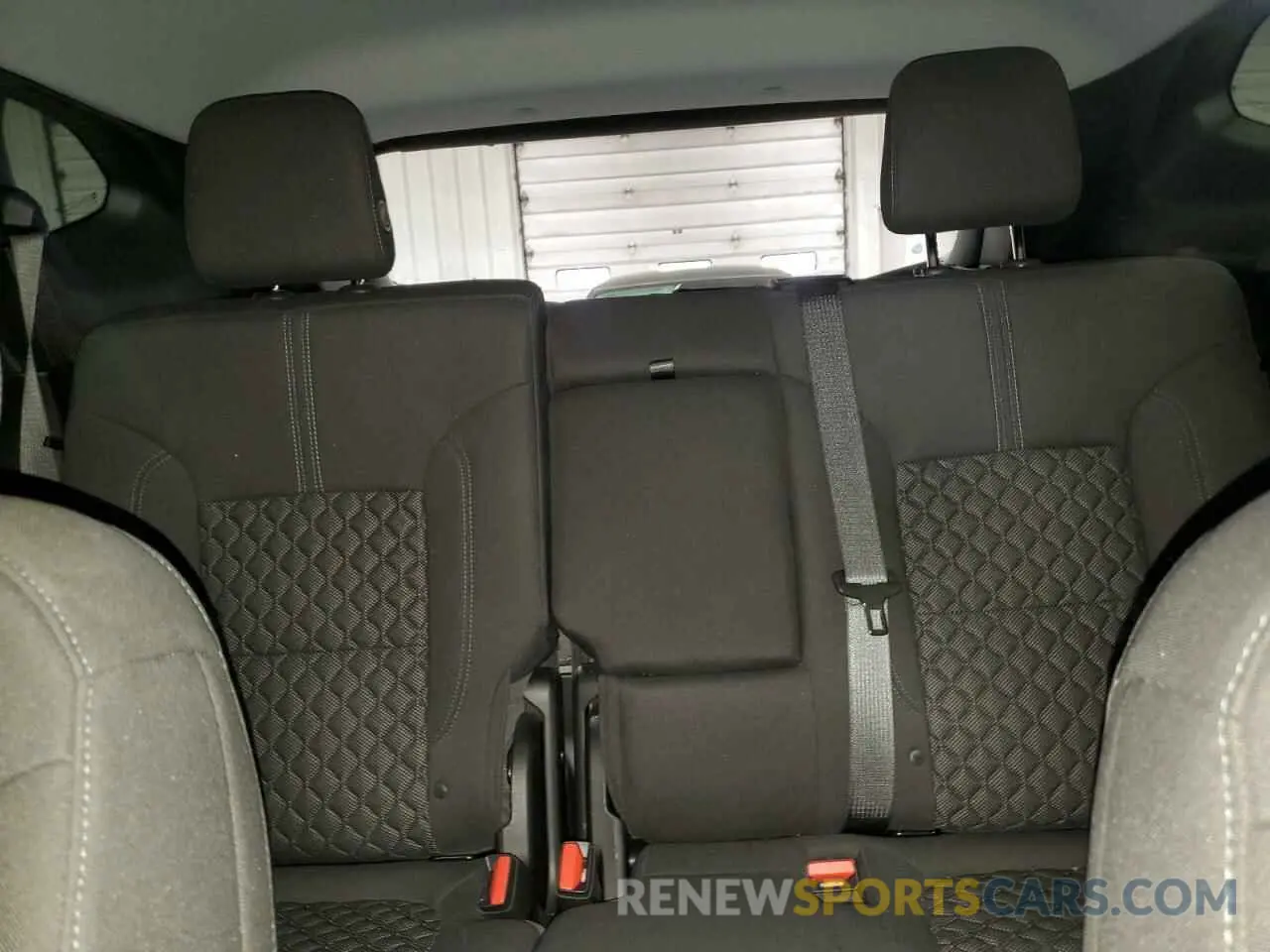 10 Фотография поврежденного автомобиля 3GNKBHR42LS688790 CHEVROLET BLAZER 2020