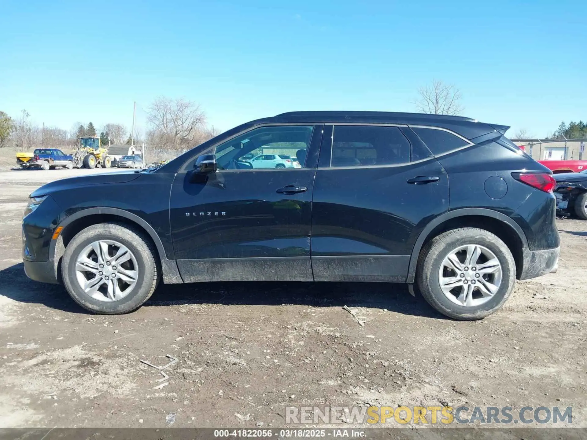 14 Photograph of a damaged car 3GNKBHR45LS722561 CHEVROLET BLAZER 2020
