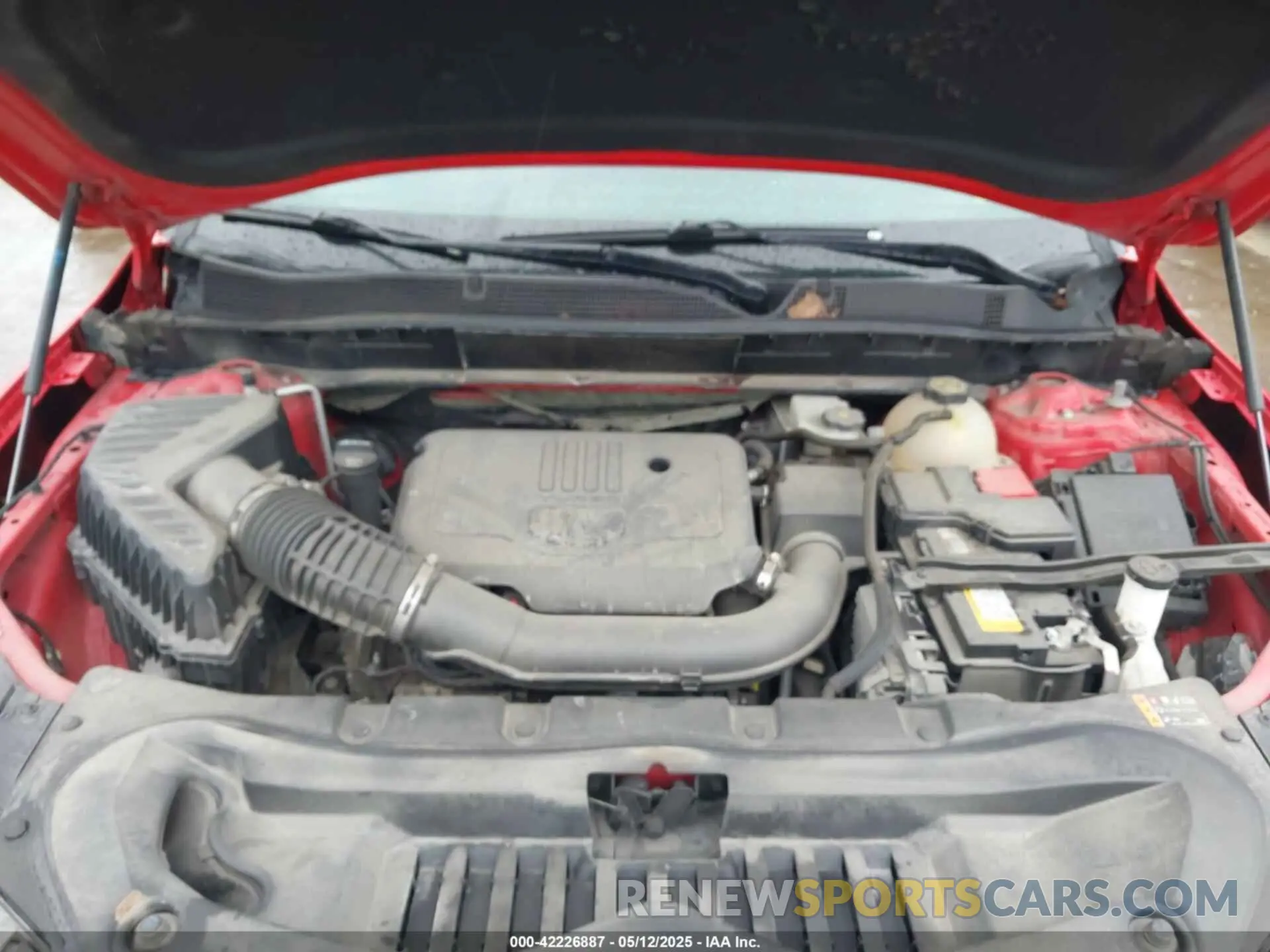 10 Photograph of a damaged car 3GNKBHR46LS669529 CHEVROLET BLAZER 2020