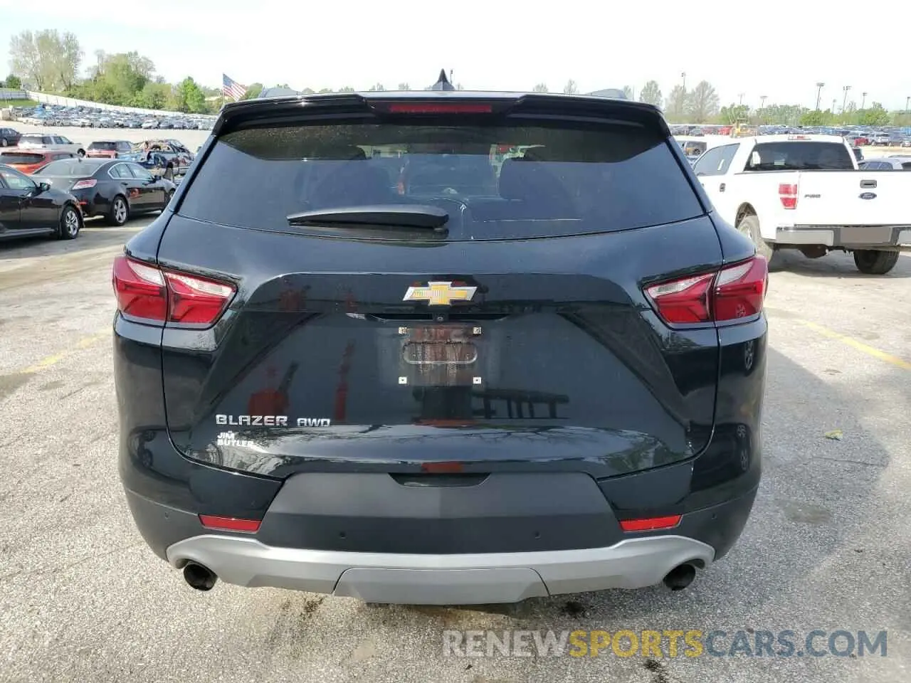 6 Photograph of a damaged car 3GNKBHRS1LS592633 CHEVROLET BLAZER 2020