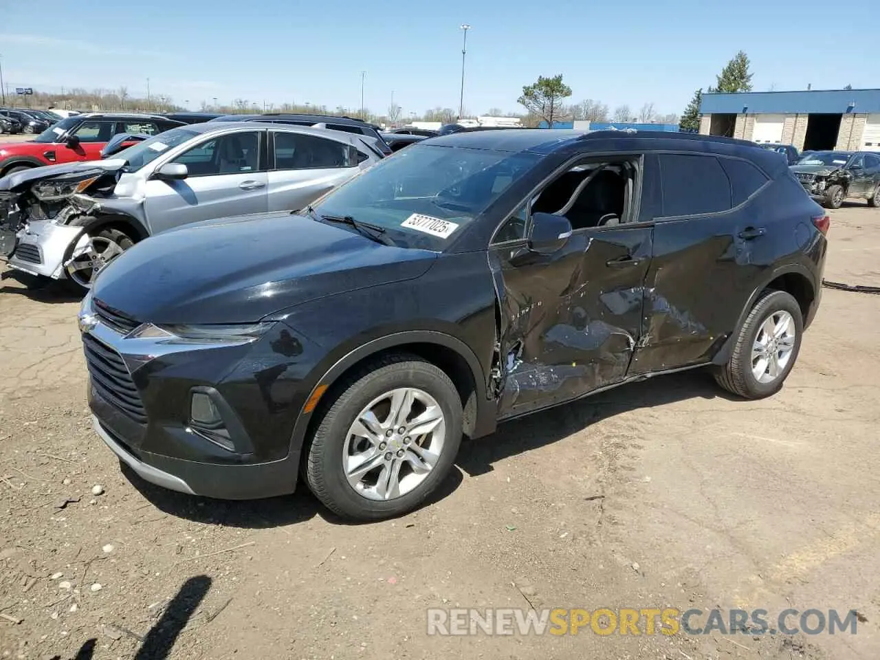 1 Photograph of a damaged car 3GNKBHRS2LS657232 CHEVROLET BLAZER 2020