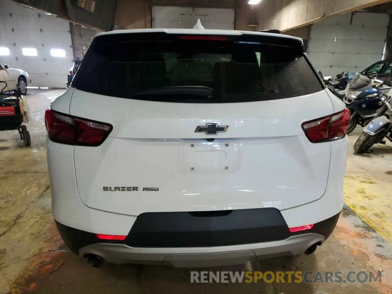 6 Фотография поврежденного автомобиля 3GNKBHRS6LS560969 CHEVROLET BLAZER 2020