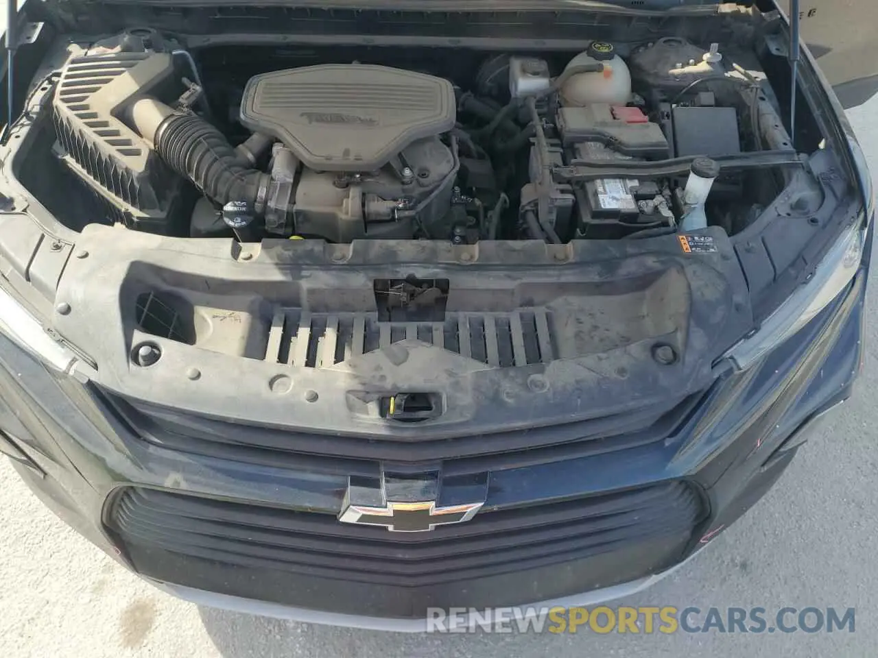 12 Photograph of a damaged car 3GNKBHRS6LS681503 CHEVROLET BLAZER 2020