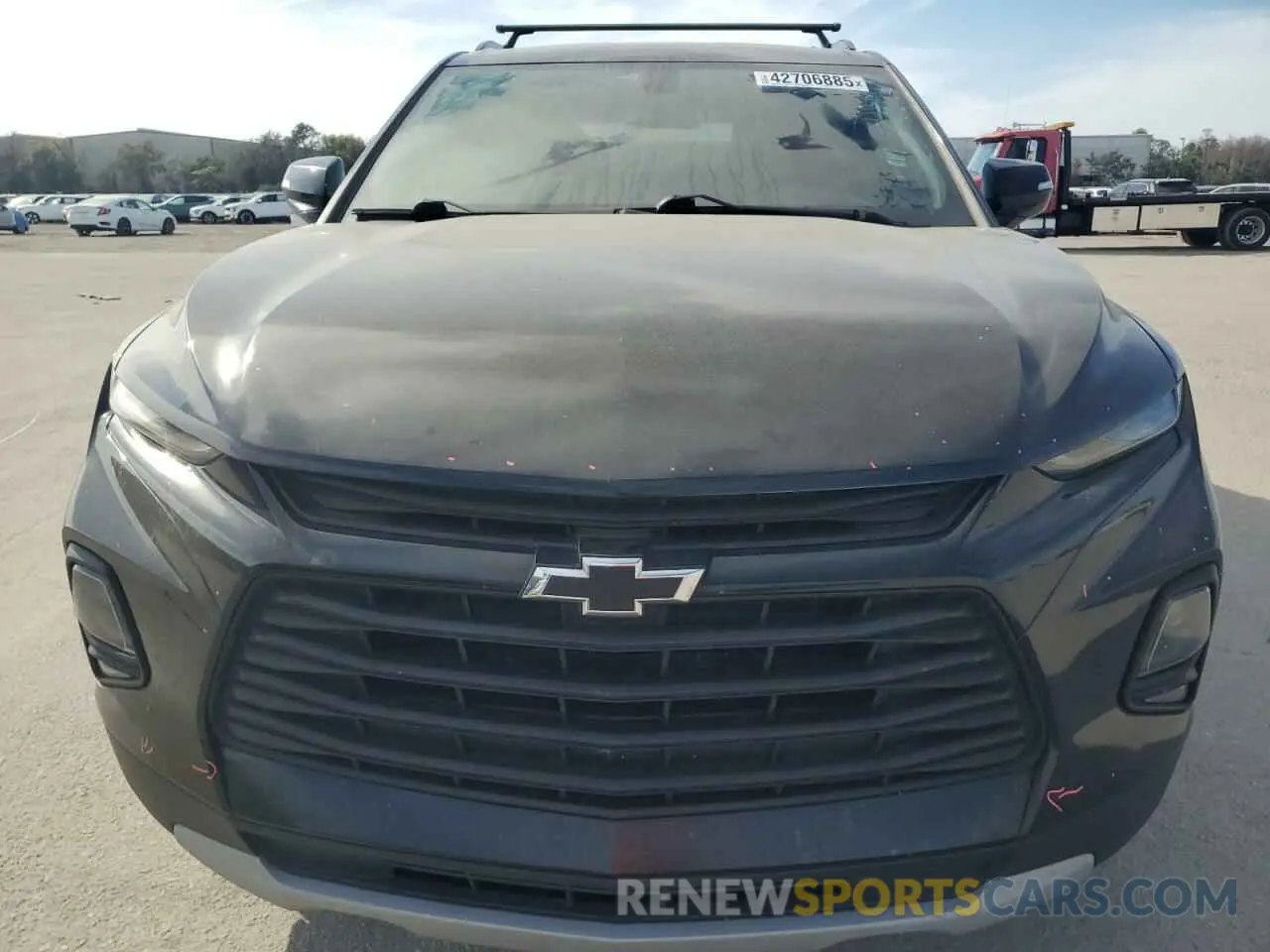 5 Photograph of a damaged car 3GNKBHRS6LS681503 CHEVROLET BLAZER 2020