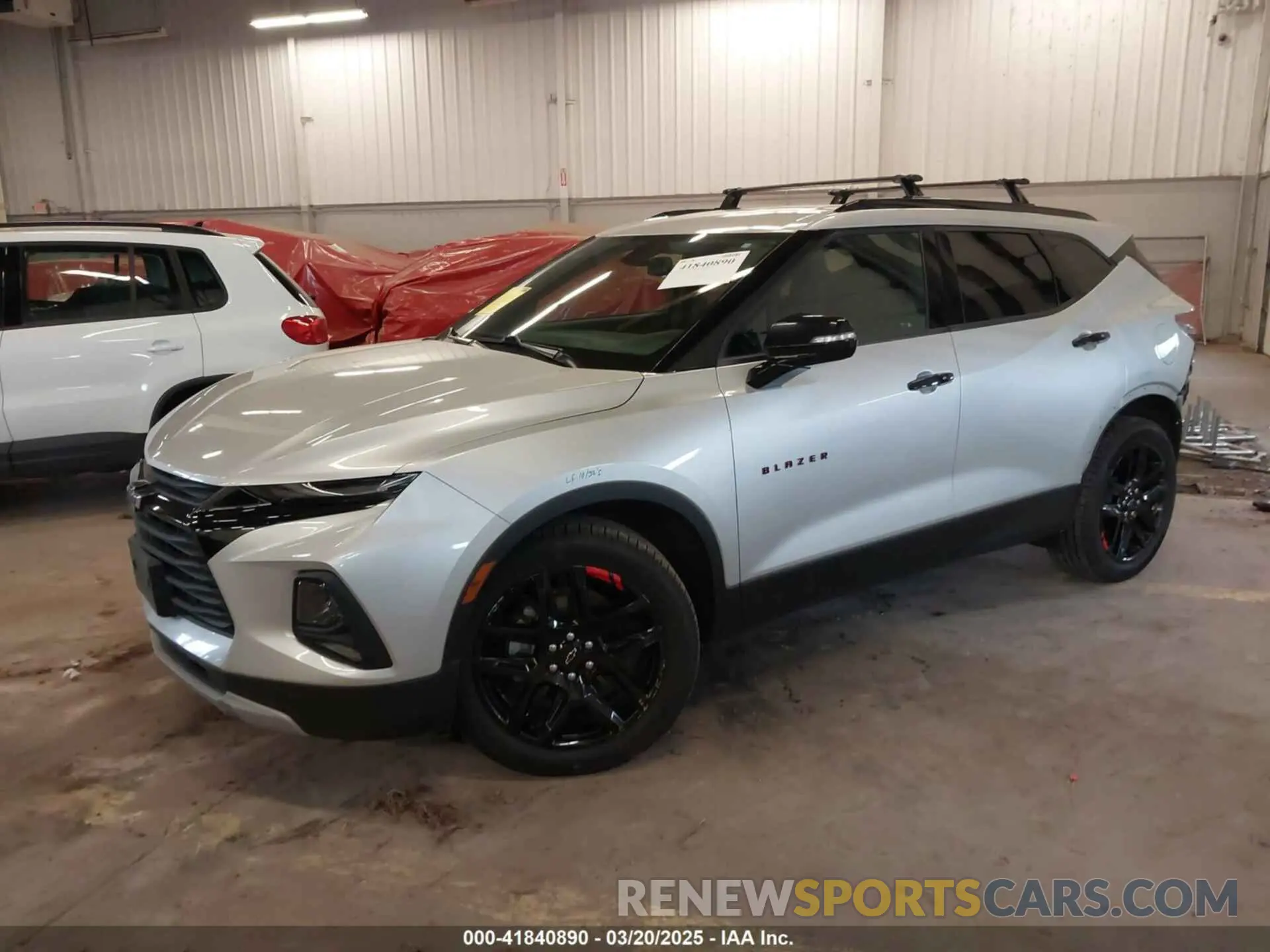 2 Фотография поврежденного автомобиля 3GNKBHRS9LS612174 CHEVROLET BLAZER 2020