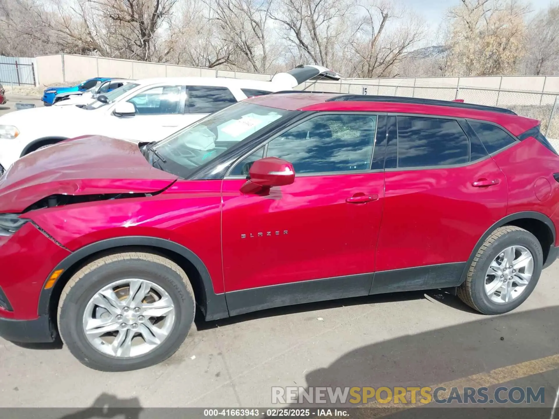14 Photograph of a damaged car 3GNKBHRSXLS618131 CHEVROLET BLAZER 2020