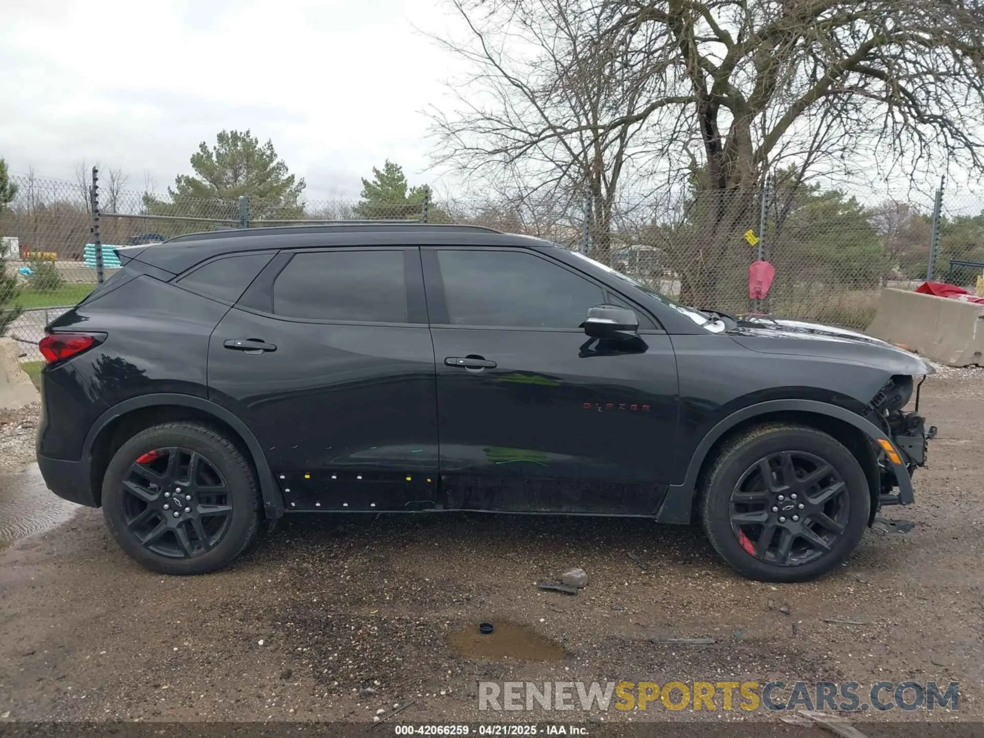 14 Фотография поврежденного автомобиля 3GNKBJR40LS699424 CHEVROLET BLAZER 2020