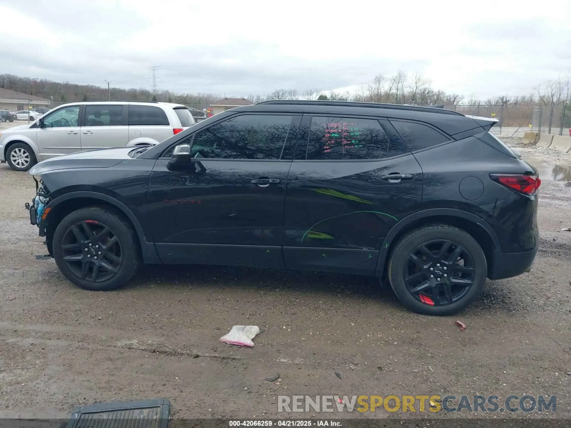 15 Фотография поврежденного автомобиля 3GNKBJR40LS699424 CHEVROLET BLAZER 2020