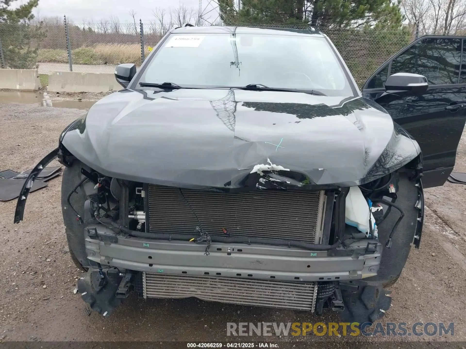 6 Фотография поврежденного автомобиля 3GNKBJR40LS699424 CHEVROLET BLAZER 2020