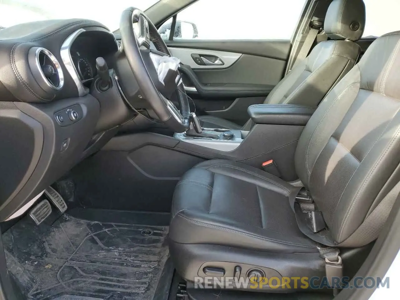 7 Фотография поврежденного автомобиля 3GNKBJR41LS654024 CHEVROLET BLAZER 2020
