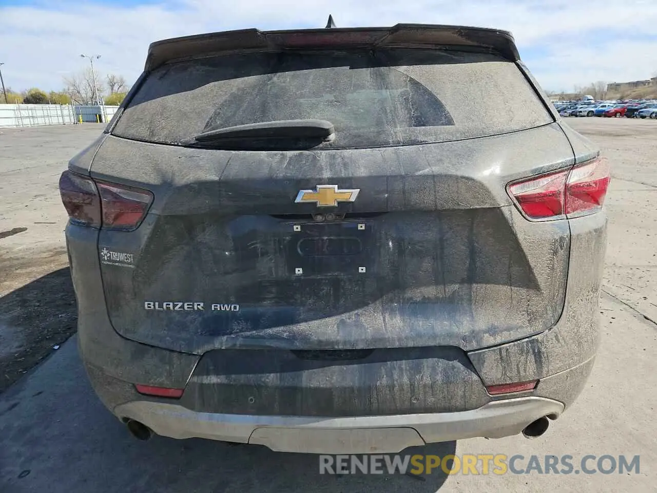 6 Photograph of a damaged car 3GNKBJR49LS659679 CHEVROLET BLAZER 2020