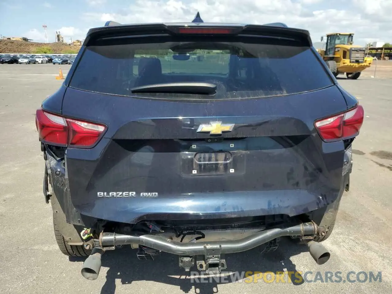 6 Photograph of a damaged car 3GNKBJRS1LS587827 CHEVROLET BLAZER 2020