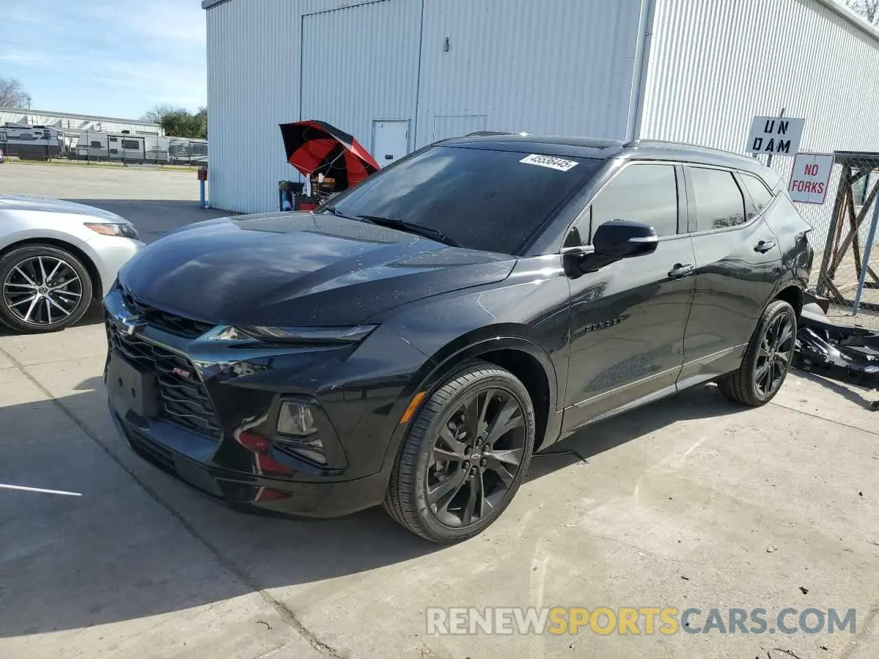 1 Photograph of a damaged car 3GNKBKRS5LS596116 CHEVROLET BLAZER 2020