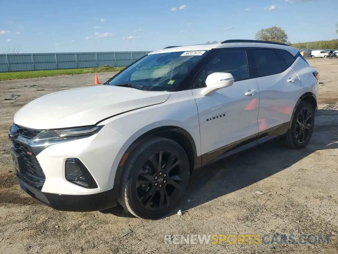1 Photograph of a damaged car 3GNKBKRS7LS693835 CHEVROLET BLAZER 2020
