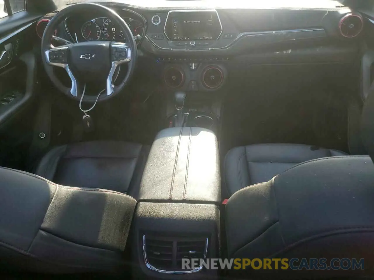 8 Photograph of a damaged car 3GNKBKRS7LS693835 CHEVROLET BLAZER 2020