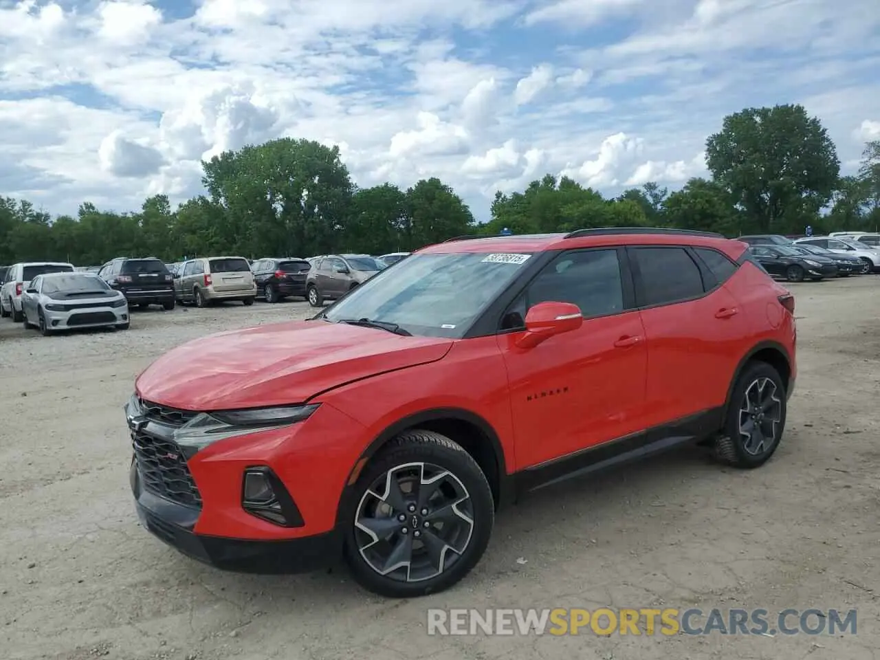 1 Photograph of a damaged car 3GNKBKRS8LS573512 CHEVROLET BLAZER 2020