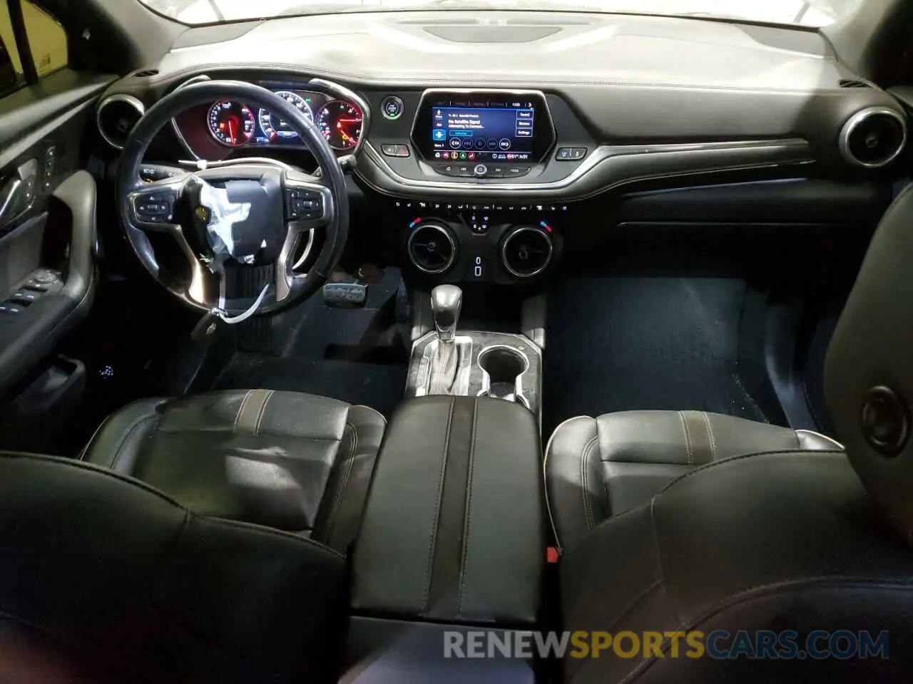8 Фотография поврежденного автомобиля 3GNKBLRS6LS622082 CHEVROLET BLAZER 2020