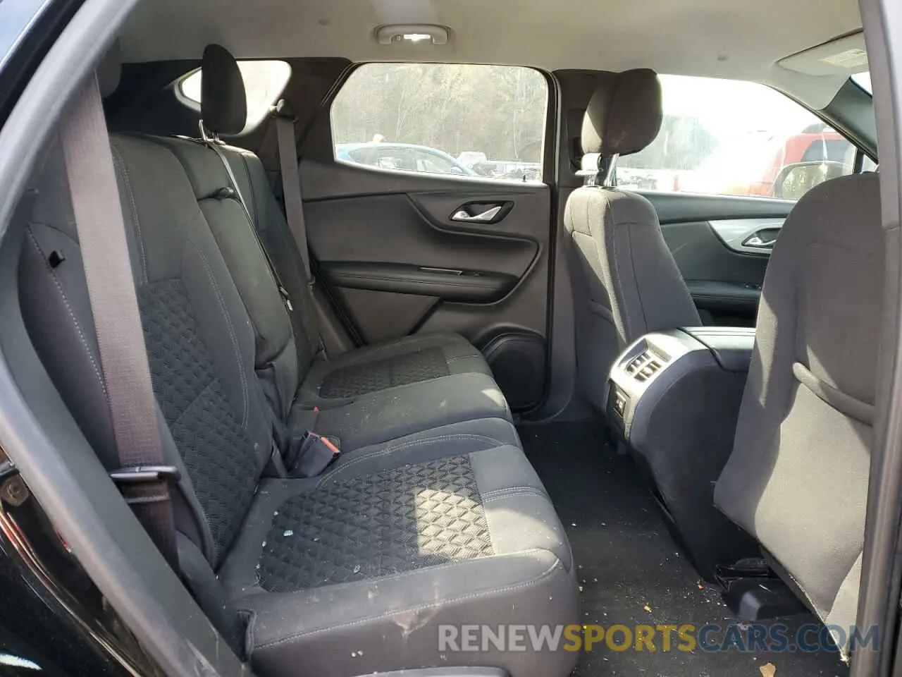 11 Фотография поврежденного автомобиля 3GNKBBRA2MS501570 CHEVROLET BLAZER 2021