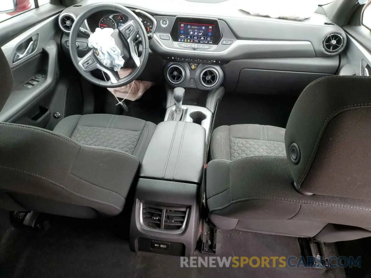 8 Фотография поврежденного автомобиля 3GNKBBRA2MS517039 CHEVROLET BLAZER 2021