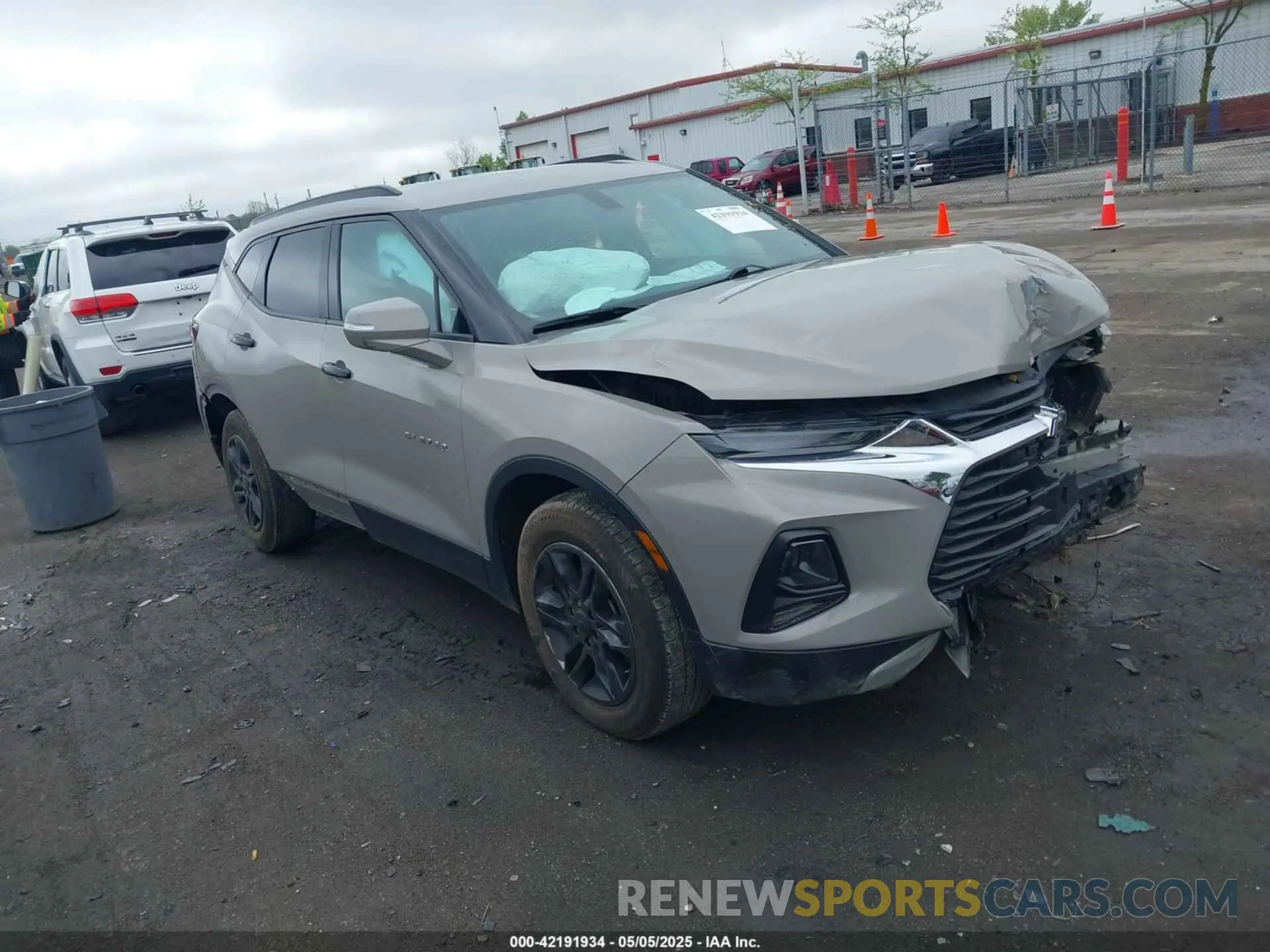 1 Photograph of a damaged car 3GNKBBRA2MS521687 CHEVROLET BLAZER 2021